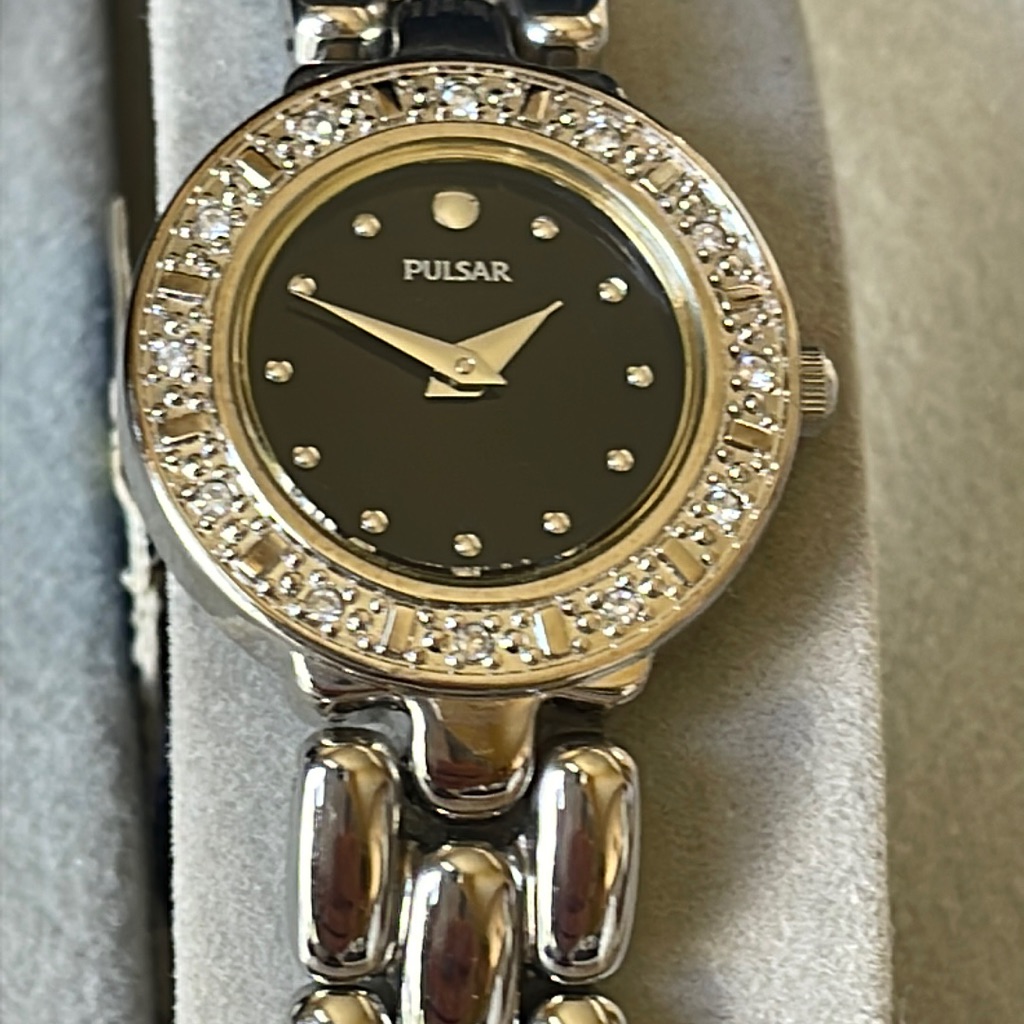 Pulsar Lady Battery Water Resistant Stainless Steel Stone Swarovski Crystal